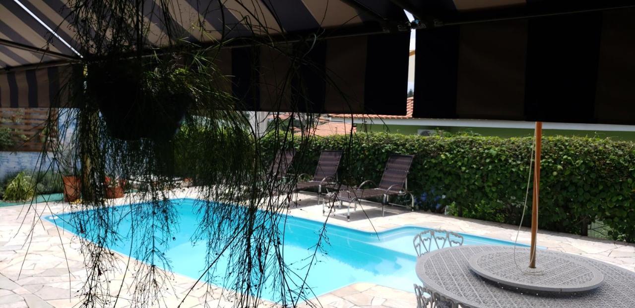 Águas de São Pedro Suites Ambiente Familiar -Prox Do Thermas מראה חיצוני תמונה